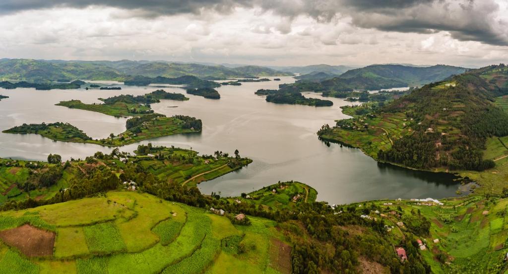 Lake Bunyonyi Uganda